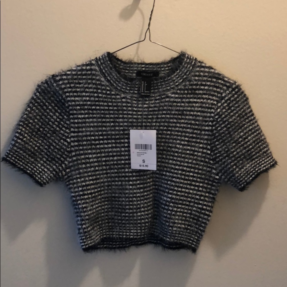Sweater Crop Top NEW